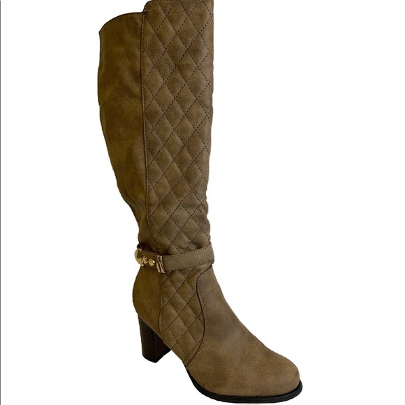 Da Blossom Collection Heeled Quilted Boots - Picture 10 of 10